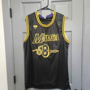 Kobe Black & Yellow Basketball Jersey - #8